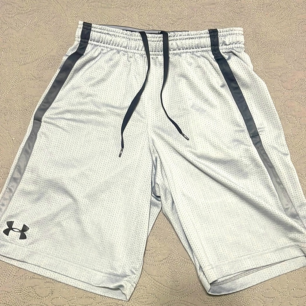 Grey Under Armour nylon shorts with black stripe size small in men’s
